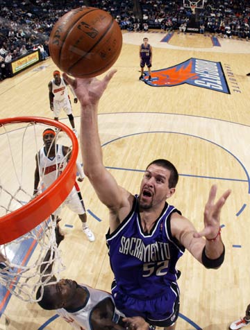 赛环境中显 赛环境中显