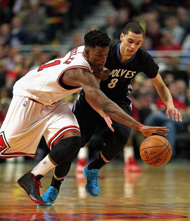 中場的位置 中場的位置